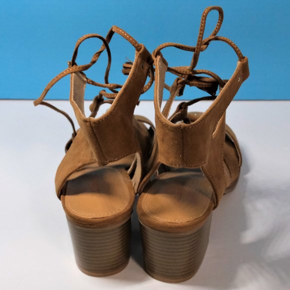Old Navy- Light Brown faux Leather Suede Gladiator Tie Up Sandals Sz. 8 - Picture 3 of 4